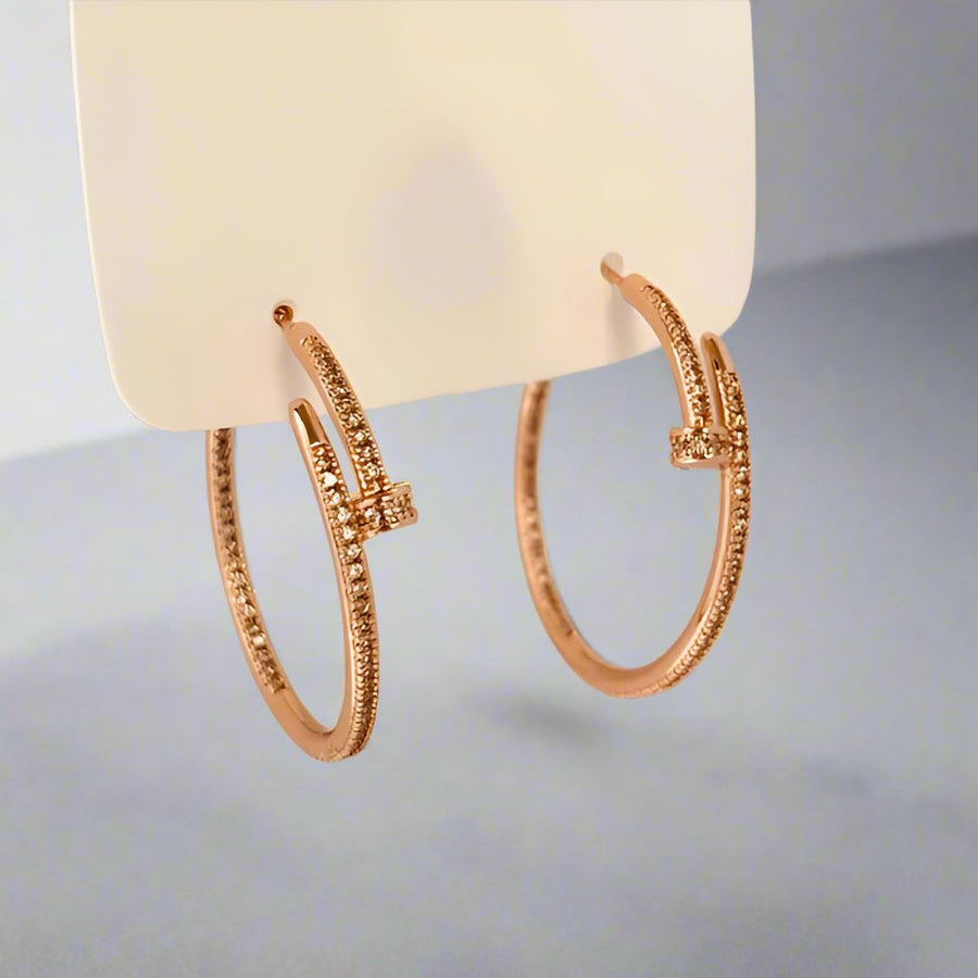 CLAVOS NAILS HOOPS