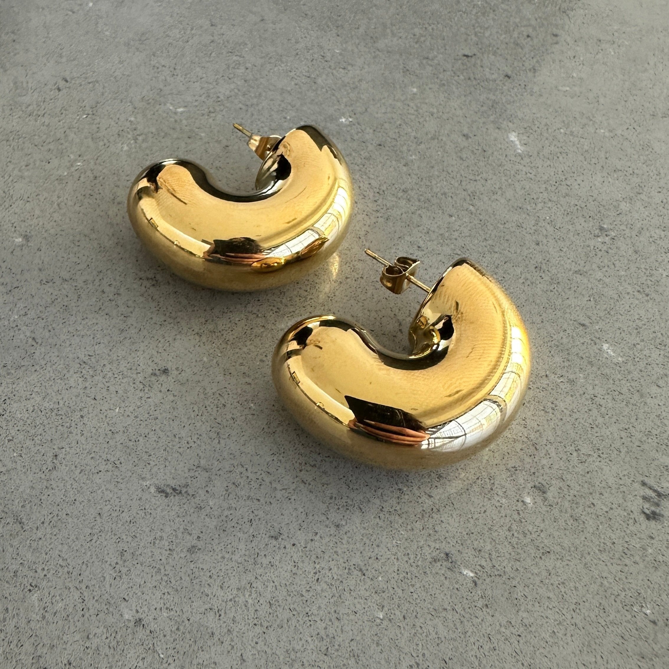 HALFS EARRINGS - VELOWE